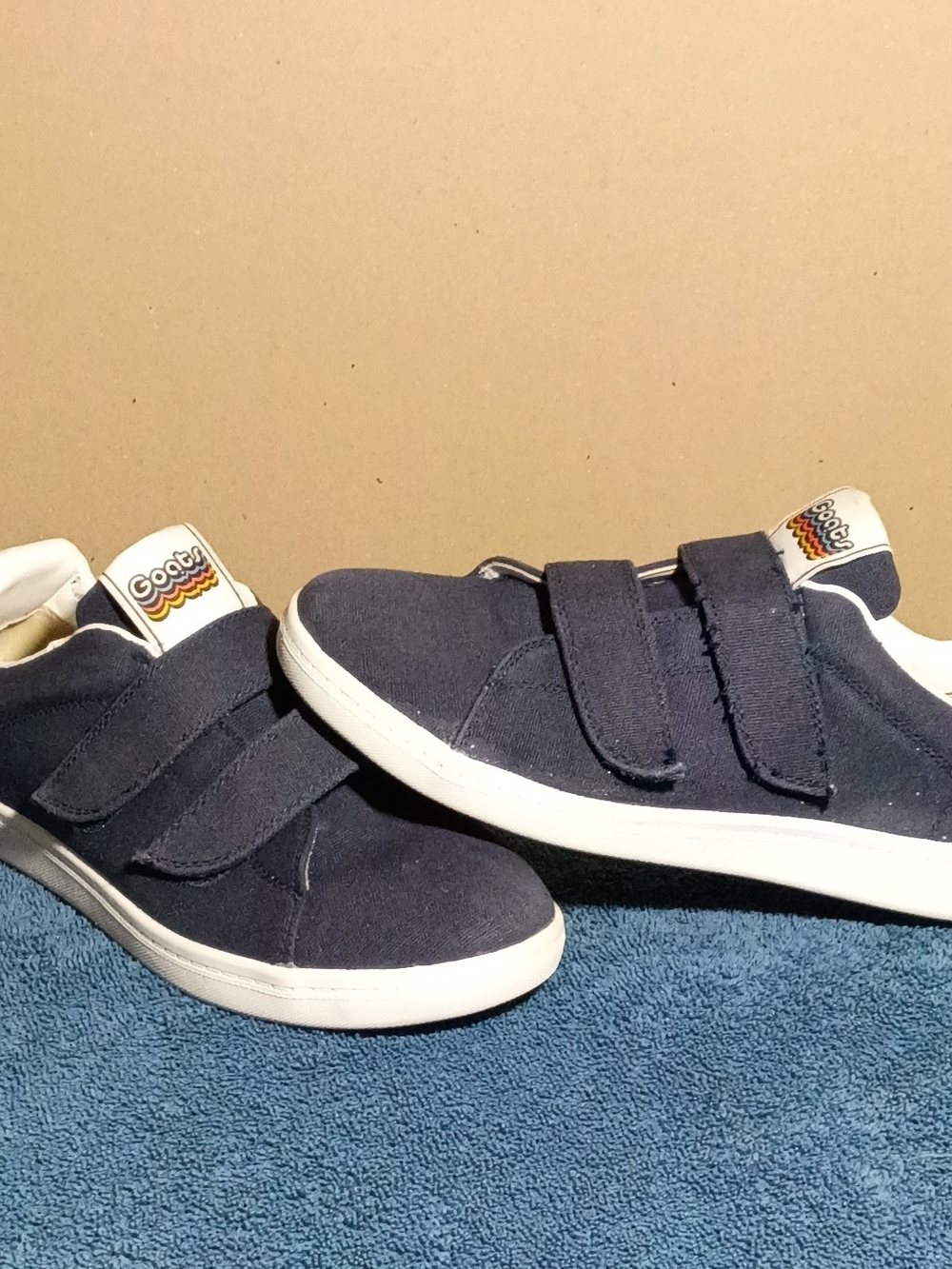 Goats Navy Blue Men's Two-Strap Skateboarder Sneakers Size 7.5